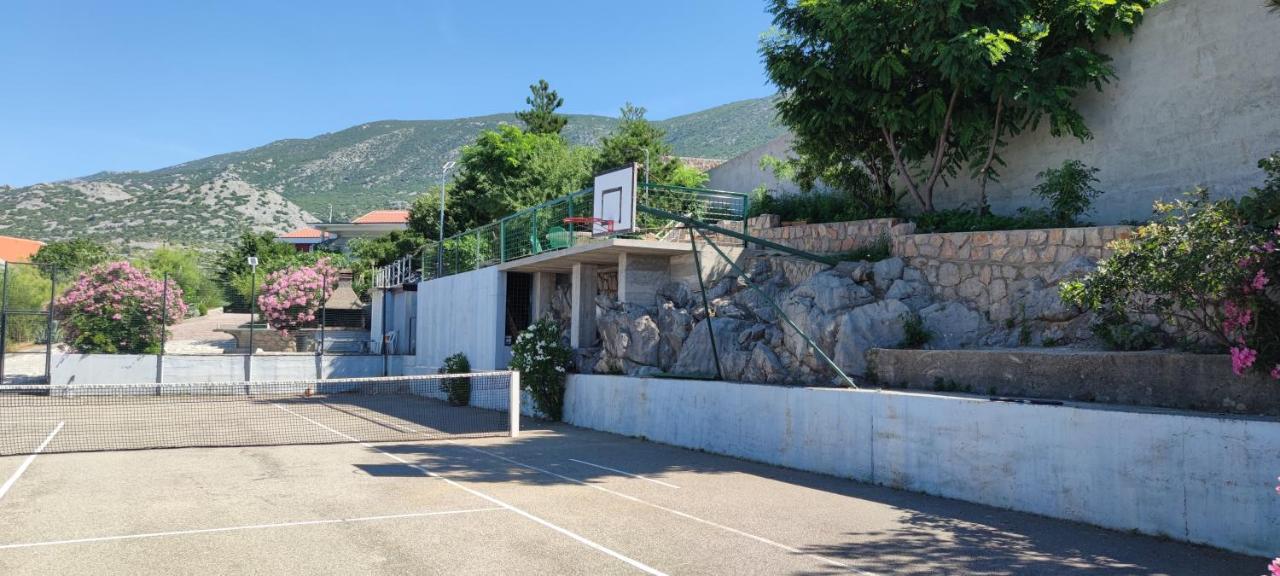צזריקה Resort Haus Toma מראה חיצוני תמונה